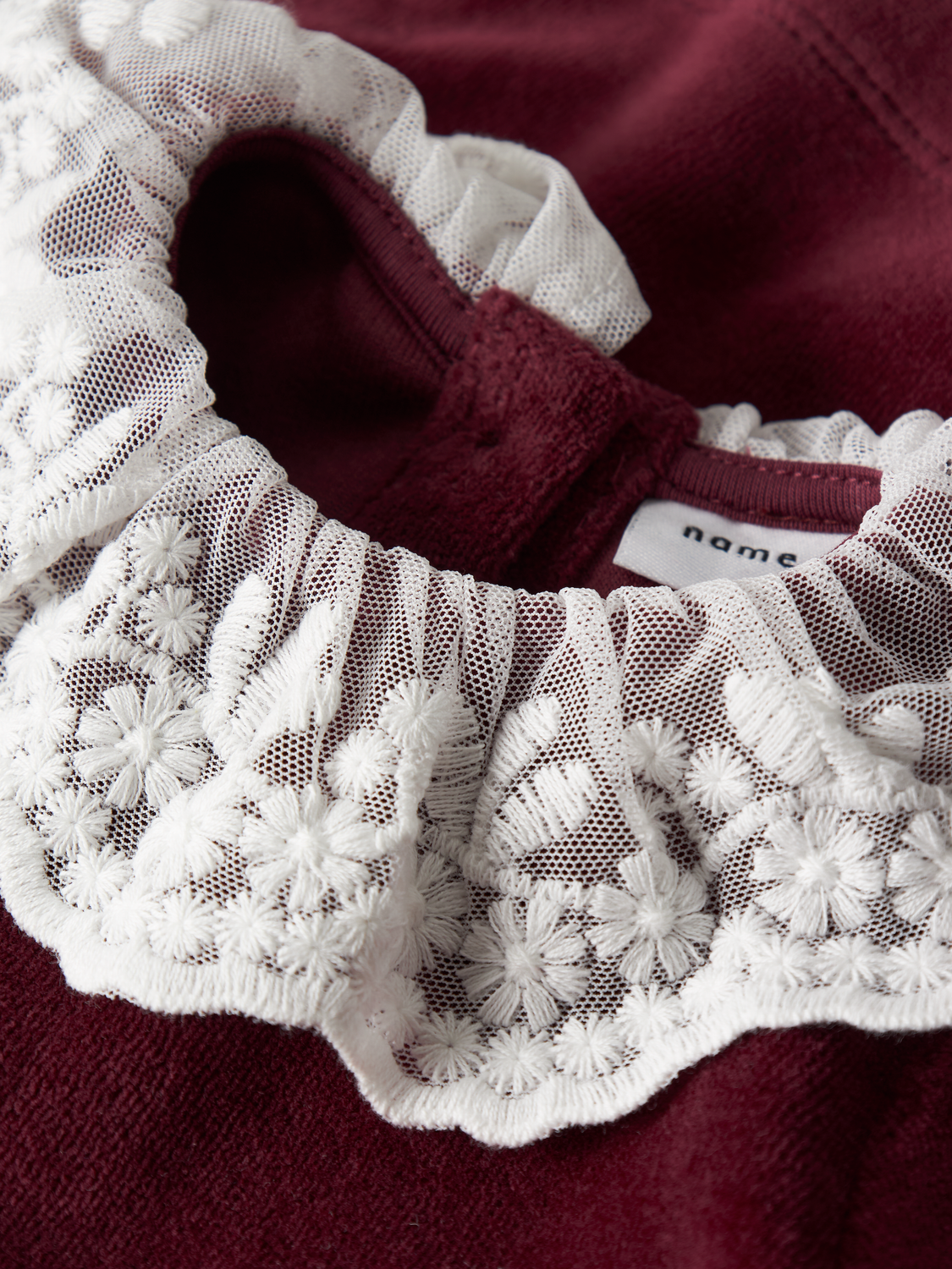 model_shot-front_full